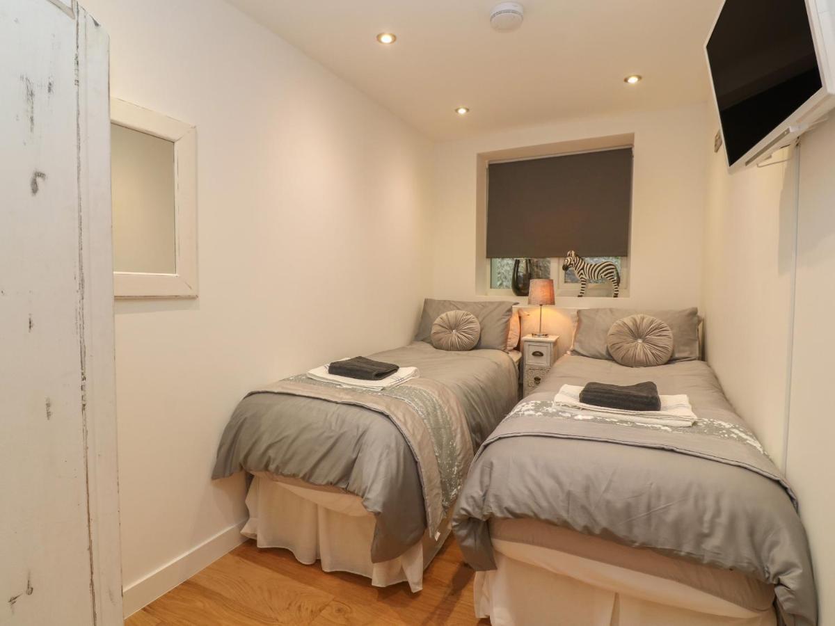 1 River View Looe Exterior photo